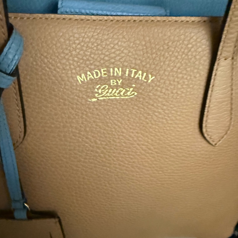 Gucci Swing tote bag in beige/tan pebbled leather EUC - Picture 5 of 7